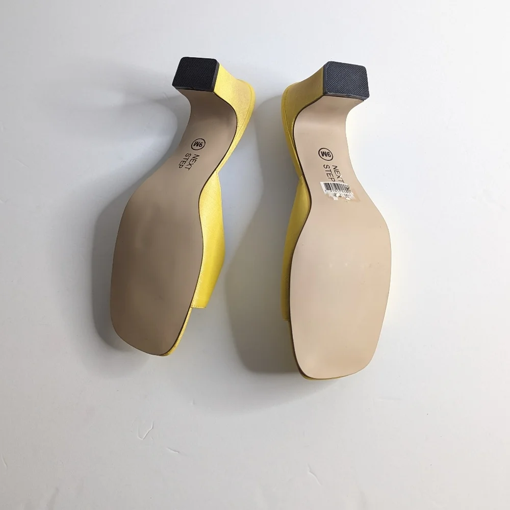 VTG Square Toe Chunky Heel Yellow Slip On Heels - Picture 6 of 8